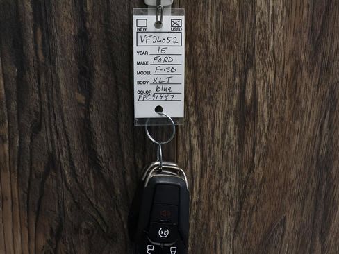 Used 2015 Ford F150 XLT w/ Equipment Group 302A Luxury image 38