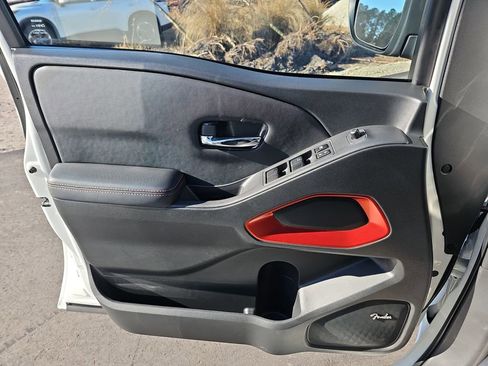 Used 2023 Nissan Frontier PRO-4X w/ Pro-4X Premium Package image 32