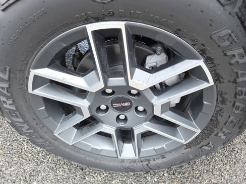 New 2026 GMC Terrain AT4 w/ Convenience Package III AWD/4WD image 13