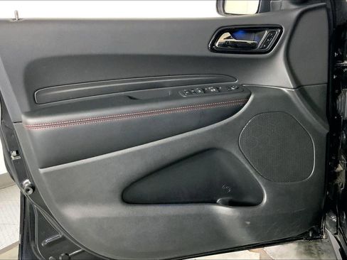 Used 2025 Dodge Durango GT image 25
