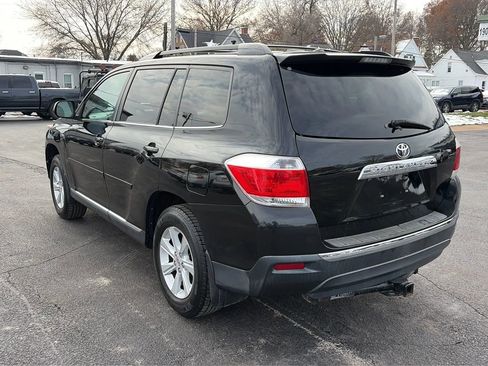 Used 2011 Toyota Highlander SE image 7