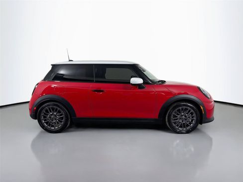 New 2026 MINI Cooper 2-Door Hardtop FWD image 4