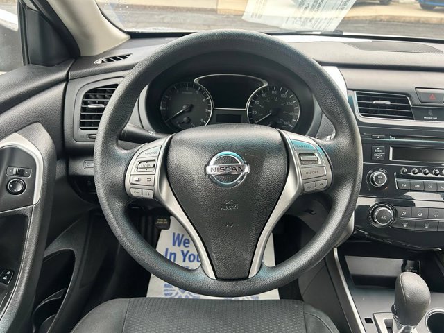 Used 2015 Nissan Altima 2.5 S w/ Power Driver Seat Package FWD image 10