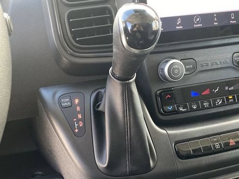 New 2024 RAM ProMaster 1500 w/ Premium Convenience Group FWD image 18