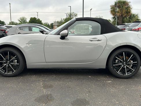 New 2026 MAZDA MX-5 Miata Grand Touring RWD image 7