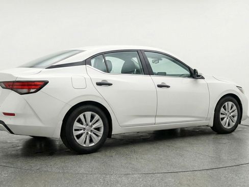 Used 2025 Nissan Sentra S FWD image 9