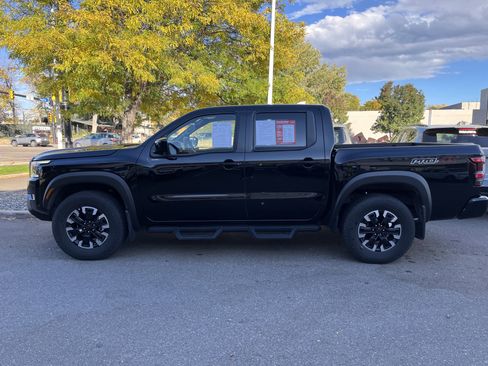 Used 2024 Nissan Frontier PRO-4X w/ Off-Road Protection Package image 6