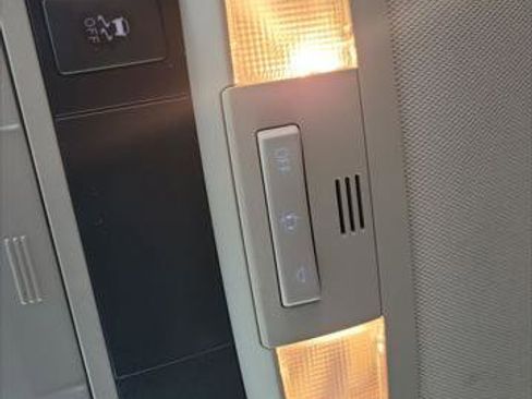 Certified 2018 Toyota Tacoma SR RWD image 27