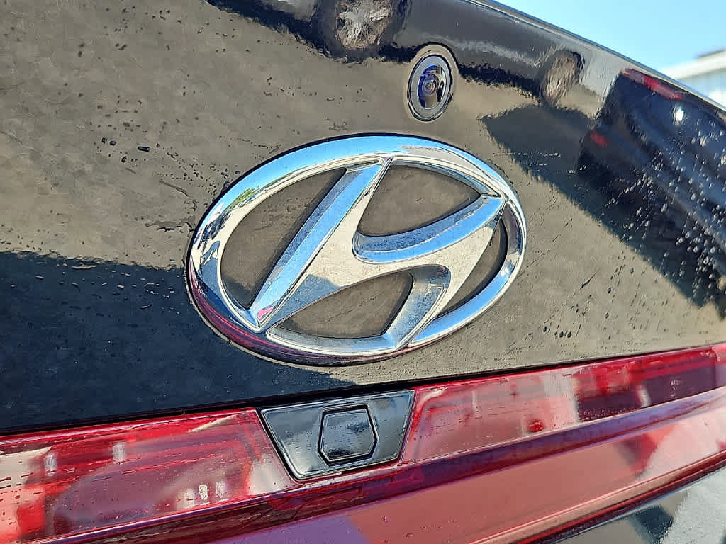 Used 2023 Hyundai Elantra SEL w/ Cargo Package FWD image 29