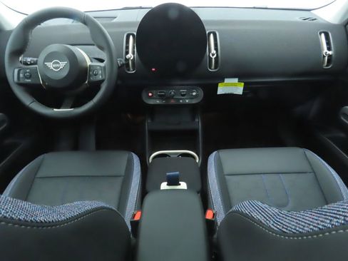 Certified 2025 MINI Cooper Countryman S image 19