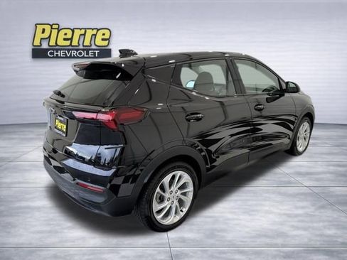 New 2027 Chevrolet Bolt LT w/ Comfort Package FWD image 5