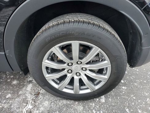 Used 2022 Cadillac XT4 Premium Luxury w/ Enhanced Visibility Package image 31