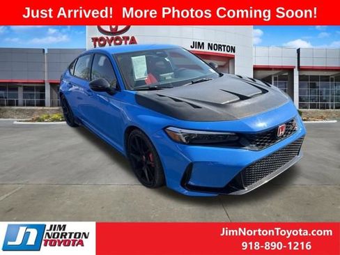 Used 2023 Honda Civic Type R image 1