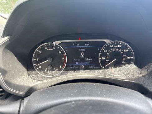 Used 2021 Nissan Altima 2.5 SV FWD image 13