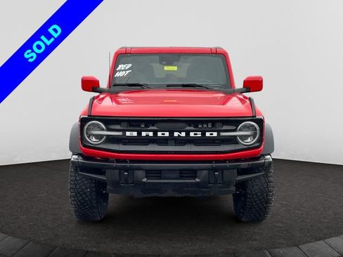 New 2024 Ford Bronco Outer Banks w/ Sasquatch Package AWD/4WD image 8