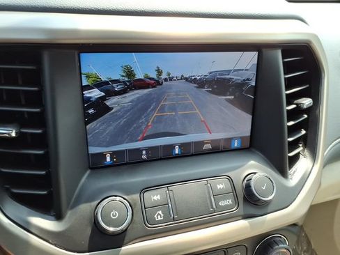 Used 2023 GMC Acadia Denali w/ Denali Technology Package AWD/4WD image 32