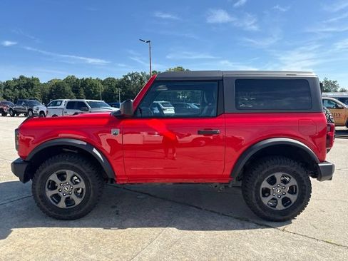 Used 2024 Ford Bronco Big Bend AWD/4WD image 2