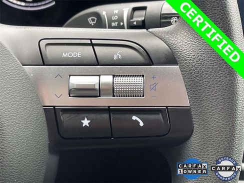 Certified 2025 Hyundai Santa Cruz SE image 21