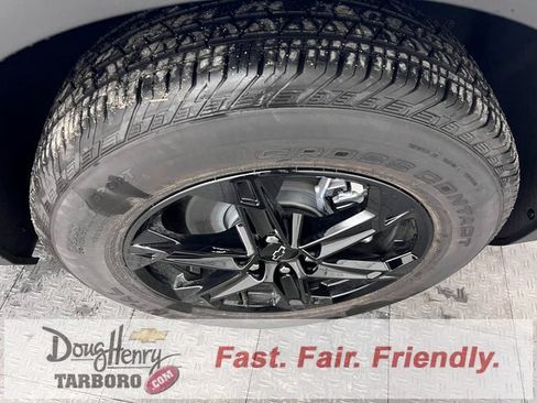 New 2025 Chevrolet Blazer LT w/ Midnight/Sport Edition image 19