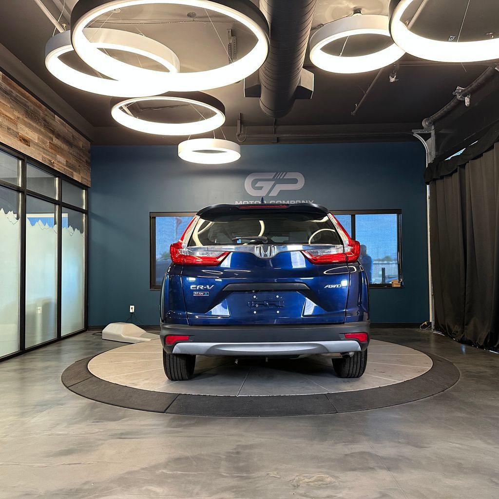 Used 2017 Honda CR-V LX image 4