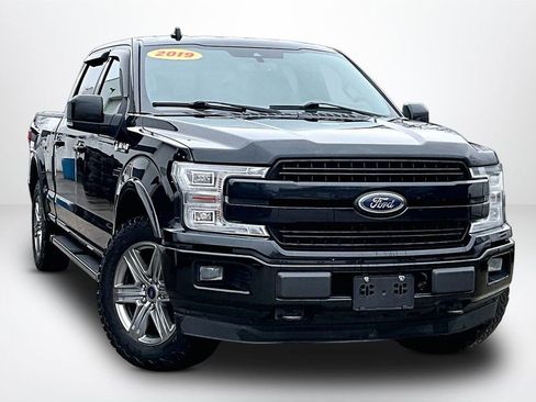Used 2019 Ford F150 Lariat w/ Equipment Group 502A Luxury image 3