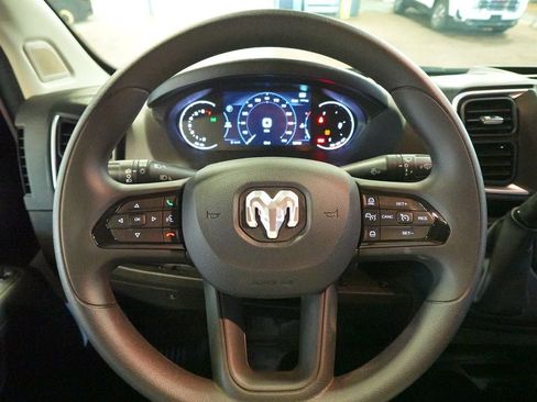 New 2024 RAM ProMaster 2500 w/ Quick Order Package 22G SLT image 13