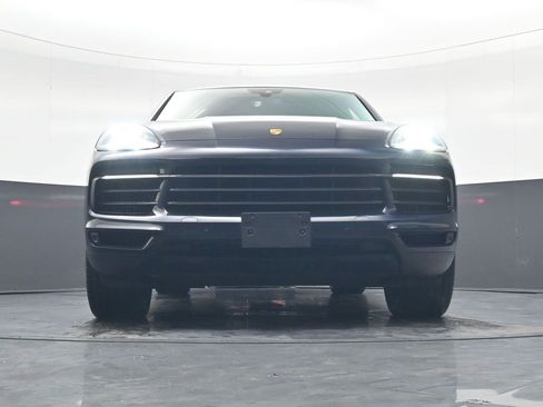 Used 2019 Porsche Cayenne S image 17