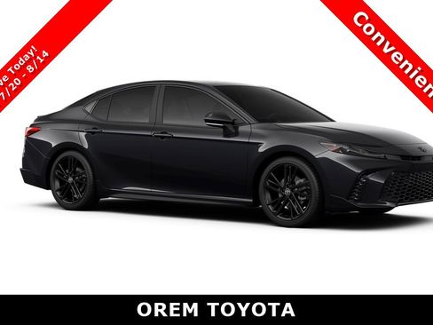 New 2026 Toyota Camry Hybrid FWD image 14