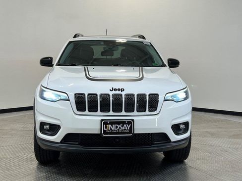 Used 2022 Jeep Cherokee Latitude w/ Sun & Sound Group image 2