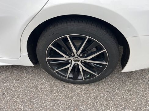 Used 2023 Toyota Camry SE image 29