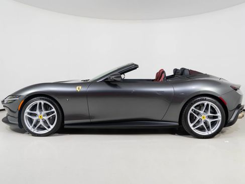 Used 2025 Ferrari Roma Spider image 3