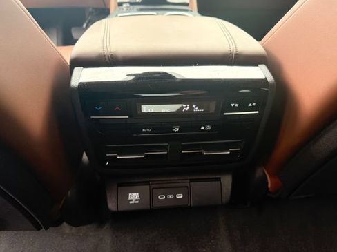 Used 2025 Acura MDX SH-AWD w/ Technology Package image 14