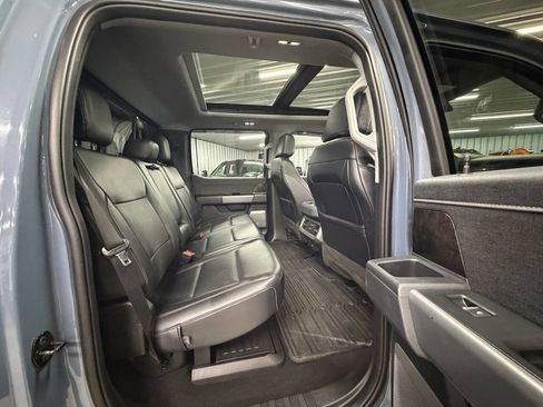 Used 2023 Ford F250 Lariat w/ Sport Appearance Package image 36