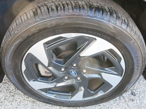 Used 2024 Subaru Crosstrek 2.5i Limited AWD/4WD image 34