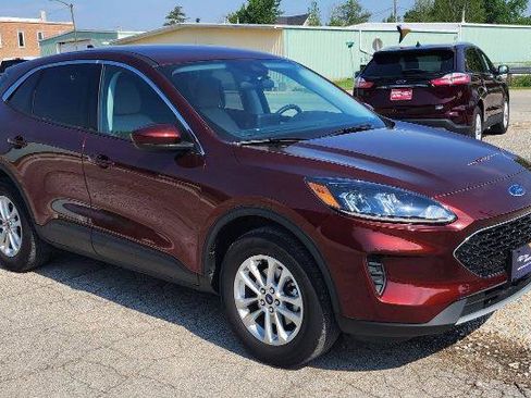 Certified 2021 Ford Escape SE AWD/4WD image 3