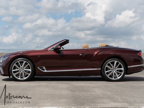 Used 2021 Bentley Continental GT V8 AWD/4WD image 6
