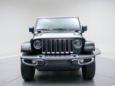 Used 2023 Jeep Wrangler Unlimited Sahara w/ LED Lighting Group AWD/4WD image 17