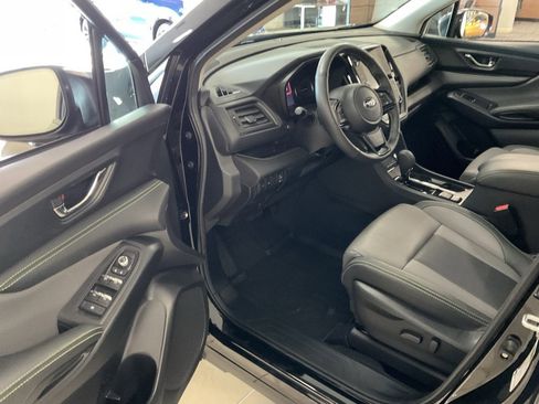 Used 2025 Subaru Ascent Onyx Edition image 10