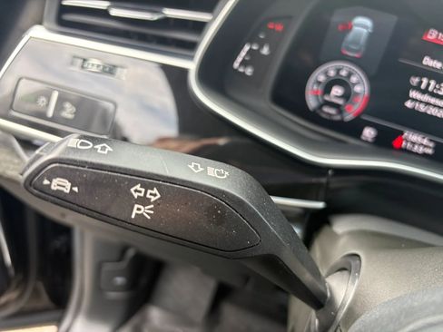 Used 2021 Audi Q8 Prestige w/ Prestige Package image 20