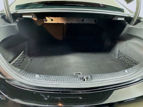 Used 2020 Mercedes-Benz C 300 Sedan image 29