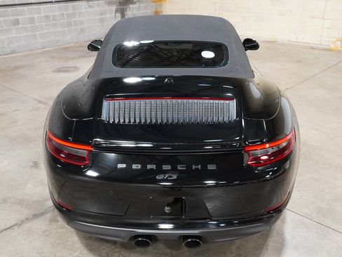 Used 2019 Porsche 911 Carrera 4 GTS image 10