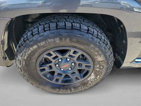 Used 2011 Toyota 4Runner Limited image 9