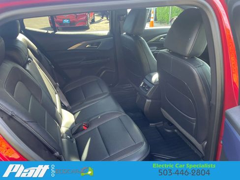 Used 2024 Chevrolet Equinox EV LT w/ LPO, Blackout Package FWD image 47