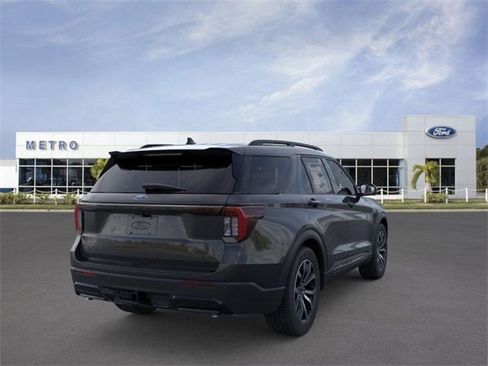 New 2026 Ford Explorer ST-Line w/ Premium Package image 8