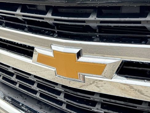 Used 2019 Chevrolet Silverado 1500 LT w/ All-Star Edition AWD/4WD image 10