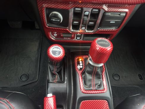 Used 2023 Jeep Gladiator Rubicon w/ Trailer Tow Package image 14