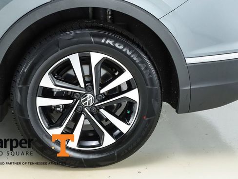 Used 2023 Volkswagen Tiguan S image 6