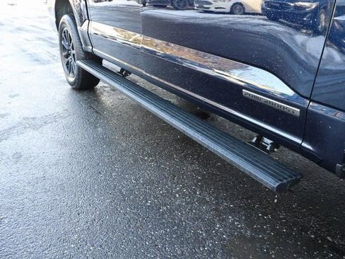 Used 2025 Ford F150 Platinum image 23