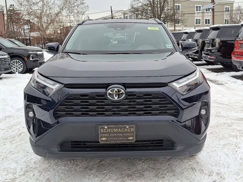 Used 2023 Toyota RAV4 XLE Premium image 3