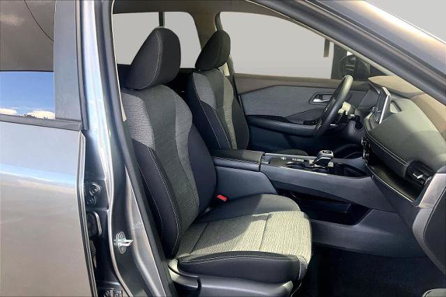Certified 2022 Nissan Rogue SV FWD image 9